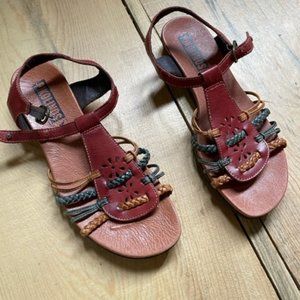 Pikolinos colorful leather summer sandals, size 39